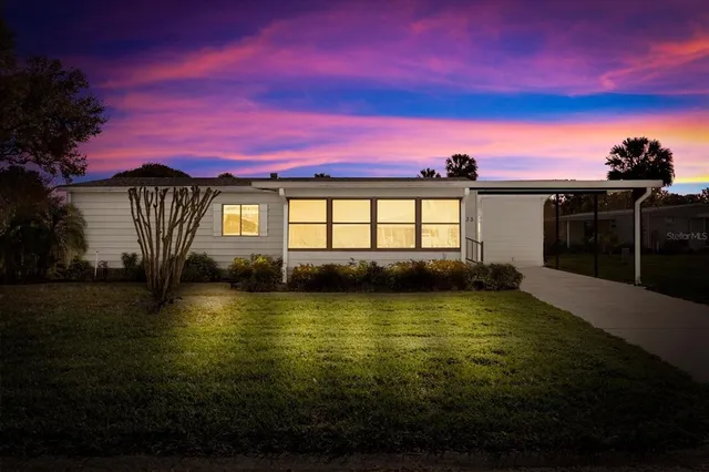 $159,900 | 2135 Canopy Circle, Unit 137, Zellwood, FL 32798