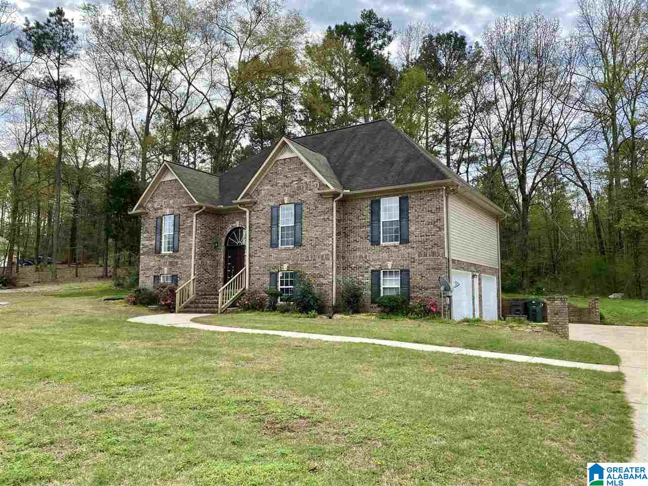 215 Meadows Drive Springville, AL 35146 - Photo 2 of 37