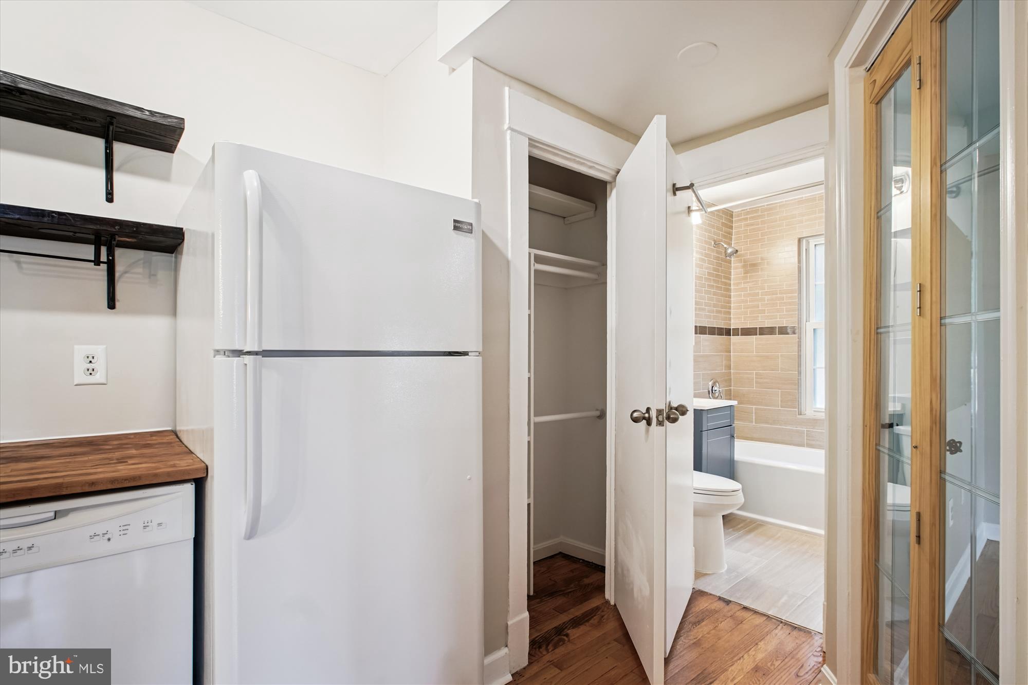 1706 Dewitt Avenue, Unit A Alexandria, VA 22301 - Photo 25 of 90 Hall