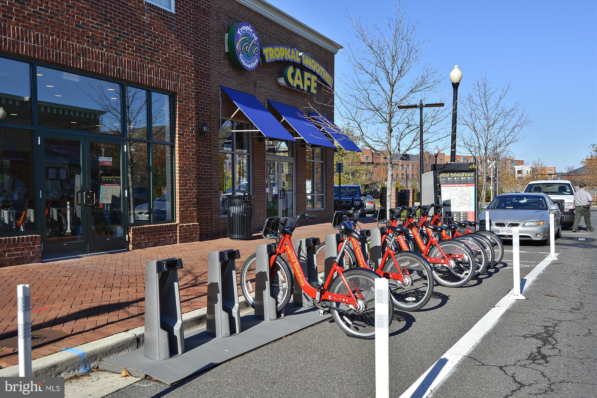 1706 Dewitt Avenue, Unit A Alexandria, VA 22301 - Photo 72 of 90 Capital Bike Share-Slaters Lane & Portner
