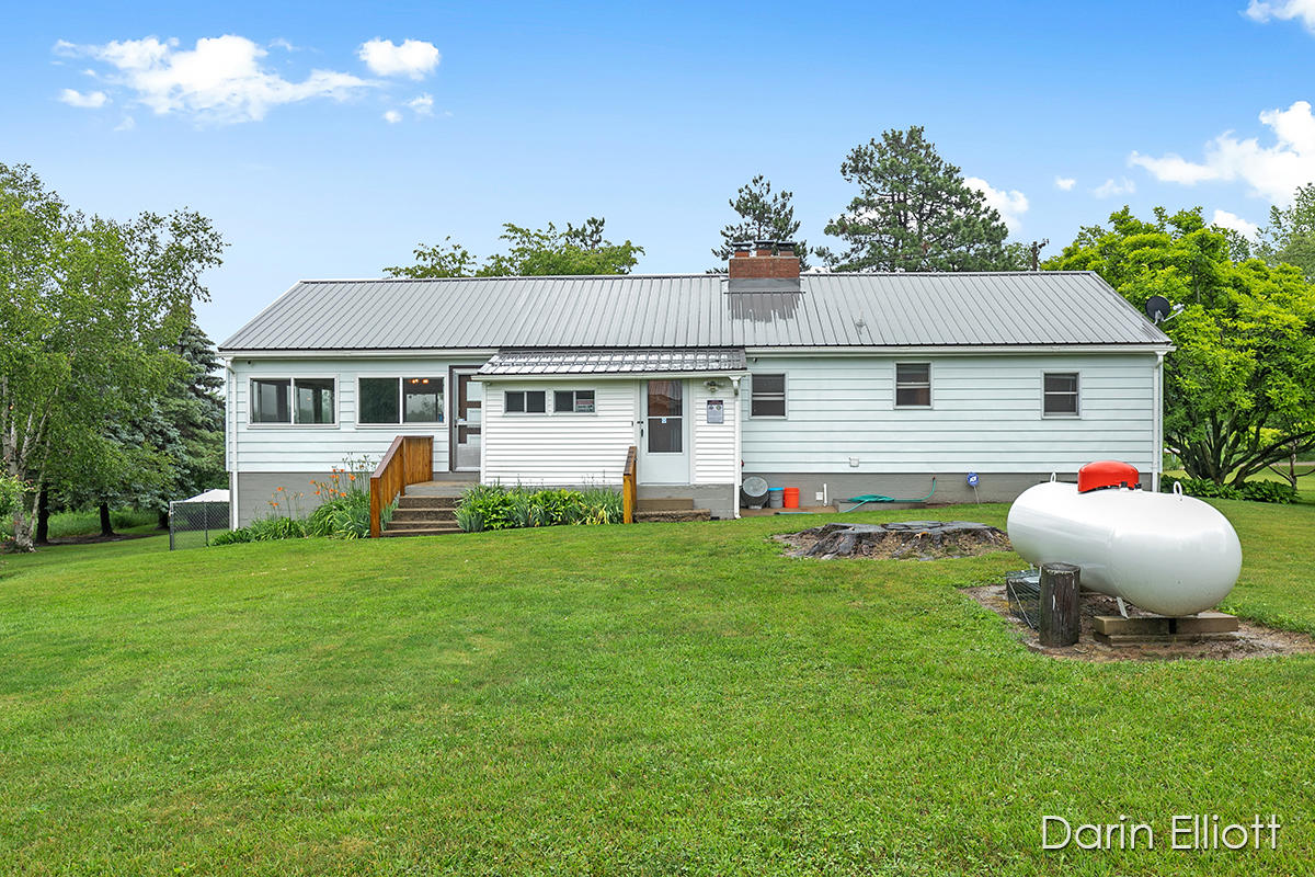 10664 Allchin Road Fenwick, MI 48834 - Photo 35 of 70 IMG_1029