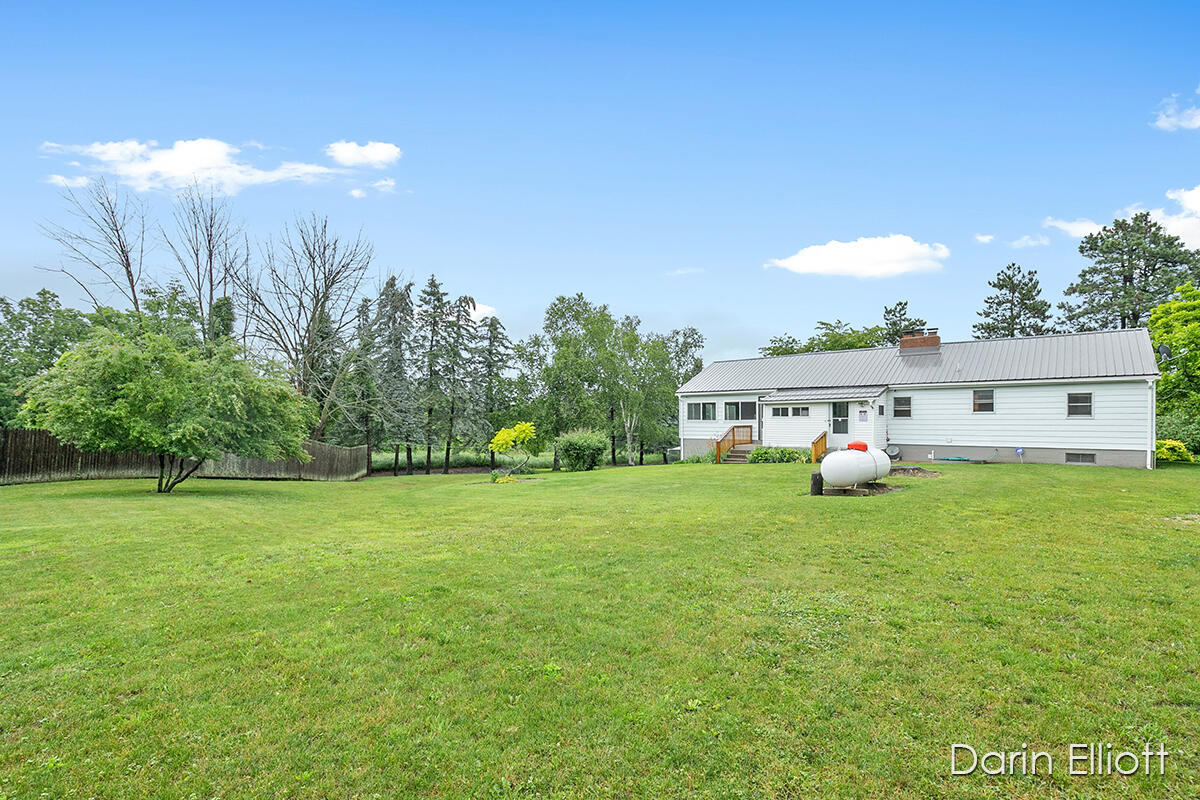 10664 Allchin Road Fenwick, MI 48834 - Photo 45 of 70 IMG_1039