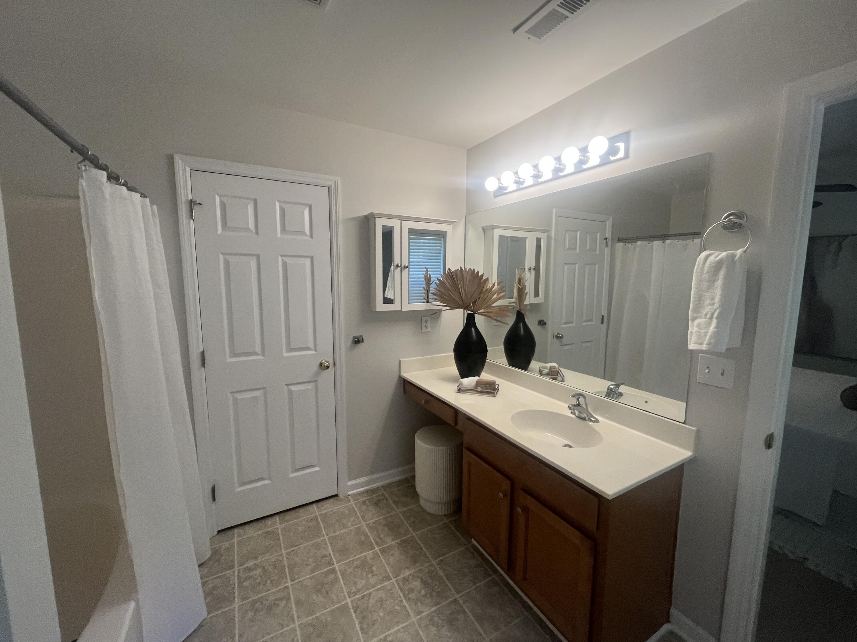 4840 Oak Leaf Road Summerville, SC 29485 - Photo 14 of 38 4840 Master Bath