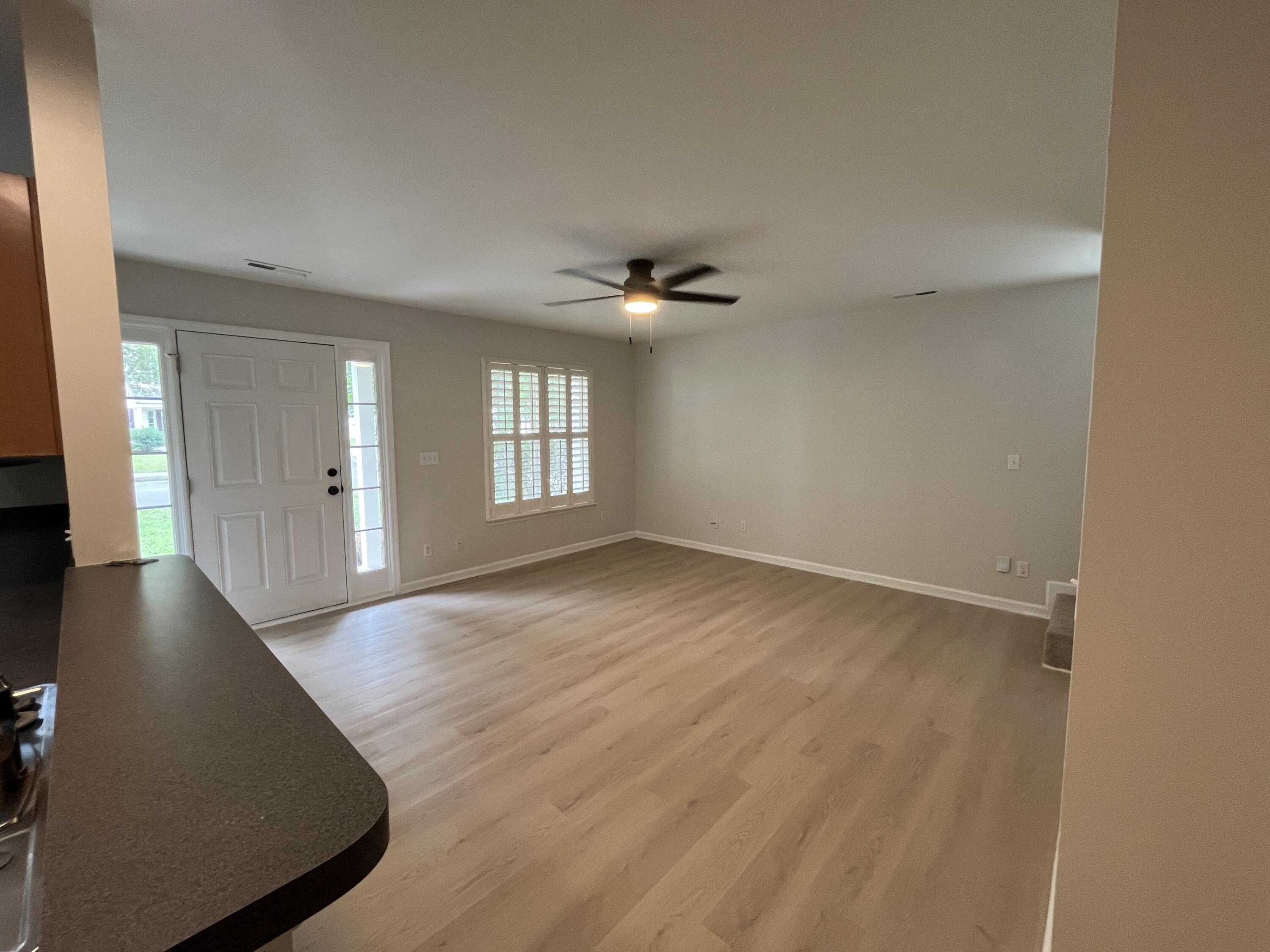 4840 Oak Leaf Road Summerville, SC 29485 - Photo 16 of 38 Spacious Living Area
