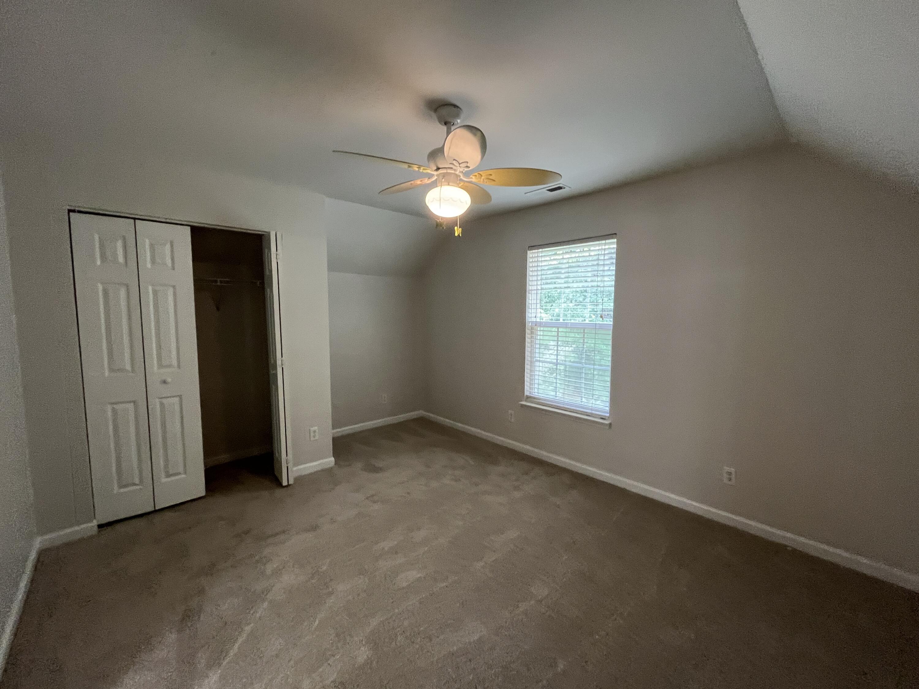 4840 Oak Leaf Road Summerville, SC 29485 - Photo 24 of 38 2nd Bedroom upstairs