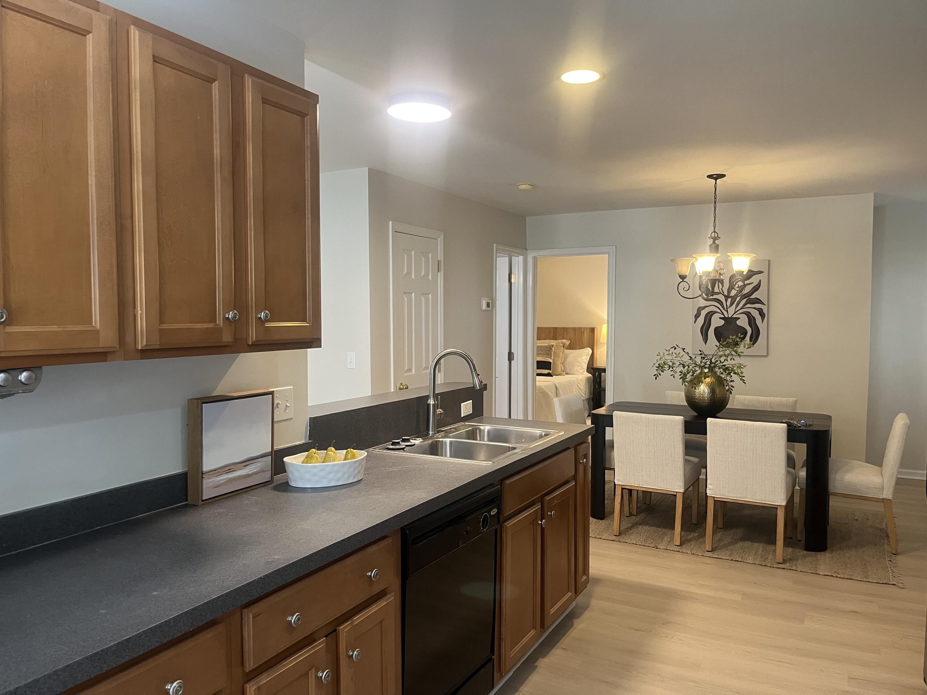 4840 Oak Leaf Road Summerville, SC 29485 - Photo 7 of 38 4840 Oak Leaf Kitchen