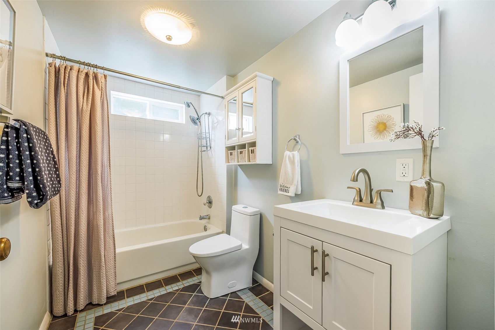 5138 South Ruggles Street Seattle, WA 98178 - Photo 21 of 40 Gallery Image 21