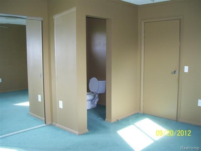 11165 East Bristol Road Davison, MI 48423 - Photo 7 of 20 bed bath.jpg