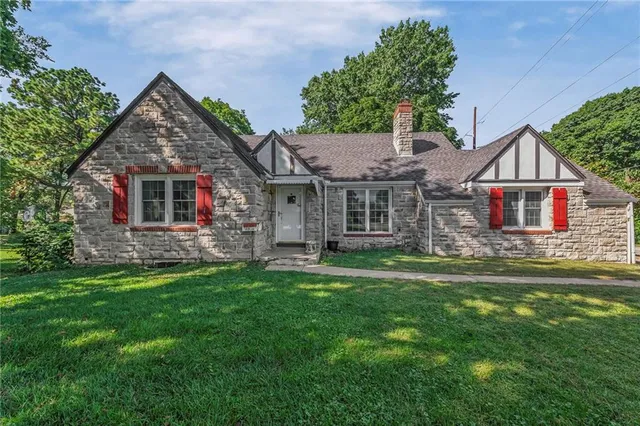 $199,000 | 3500 Blue Ridge Boulevard, Independence, MO 64052