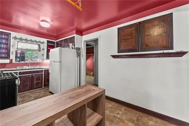 $199,000 | 3500 Blue Ridge Boulevard, Independence, MO 64052