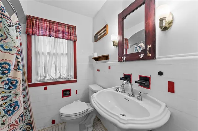 $199,000 | 3500 Blue Ridge Boulevard, Independence, MO 64052