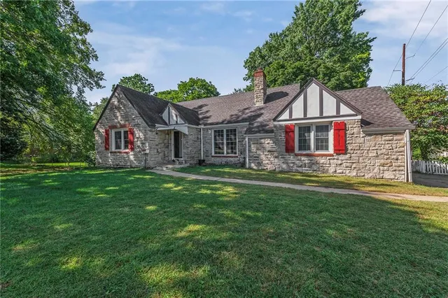 $199,000 | 3500 Blue Ridge Boulevard, Independence, MO 64052