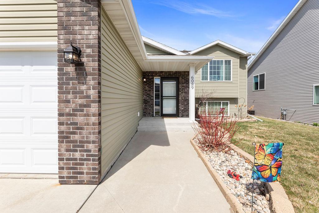 6089 55th Avenue South Fargo, ND 58104 - Photo 3 of 39