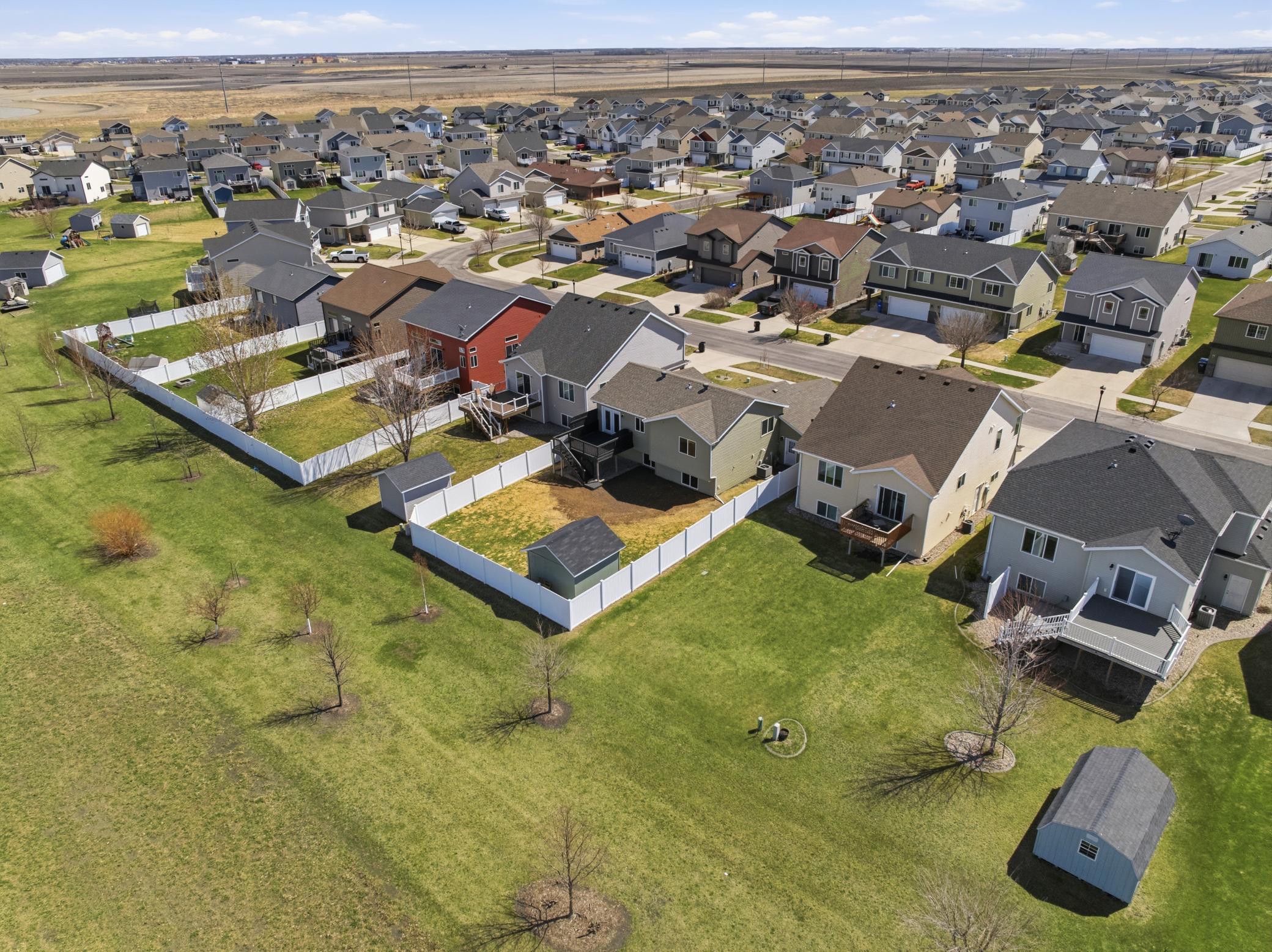 6089 55th Avenue South Fargo, ND 58104 - Photo 33 of 39