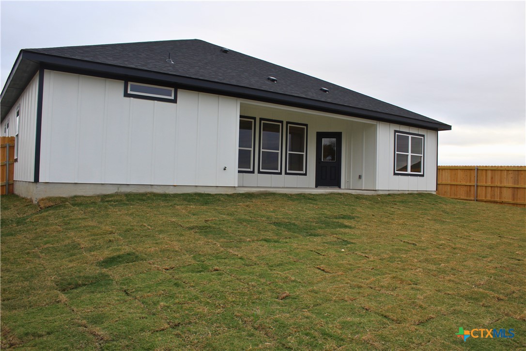 3824 Keller Road Temple, TX 76504 - Photo 12 of 22 a house with yard