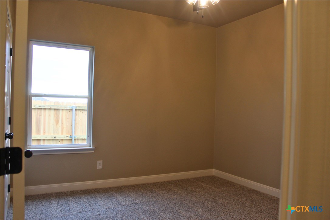 3824 Keller Road Temple, TX 76504 - Photo 19 of 22 an empty room with a window