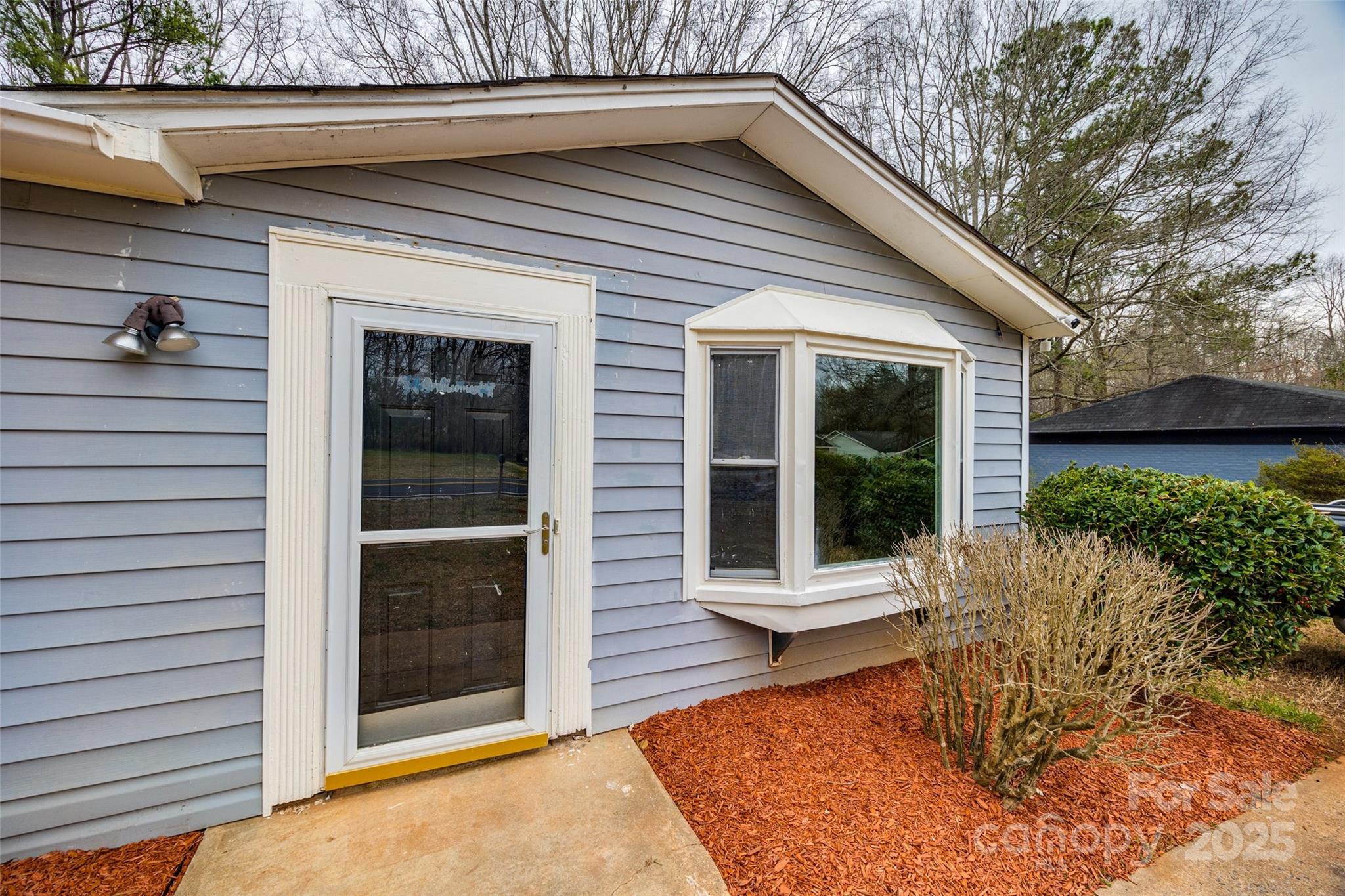 113 Galilean Road York, SC 29745 - Photo 3 of 27 Gallery Image 3