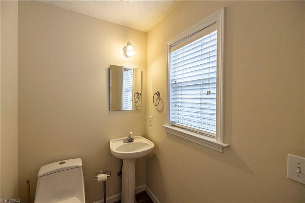 135 North High Field Road Advance, NC 27006 - Photo 18 of 46 Gallery Image 18