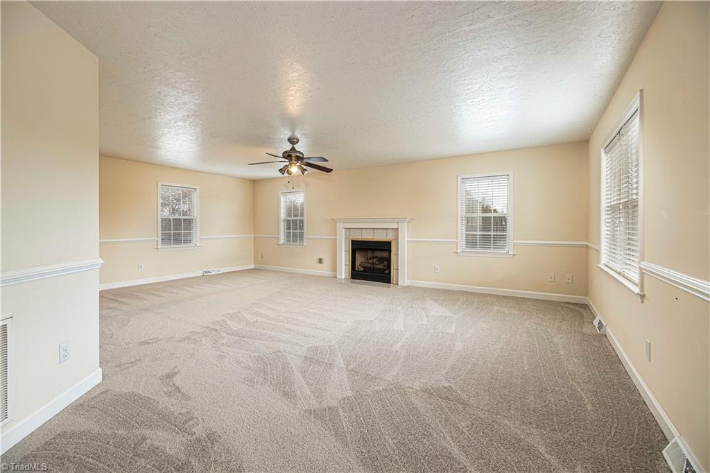 135 North High Field Road Advance, NC 27006 - Photo 5 of 46 Great room