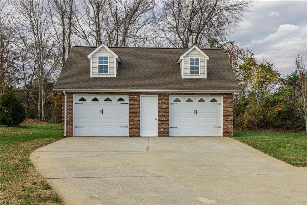 135 North High Field Road Advance, NC 27006 - Photo 42 of 46 Detached garage
