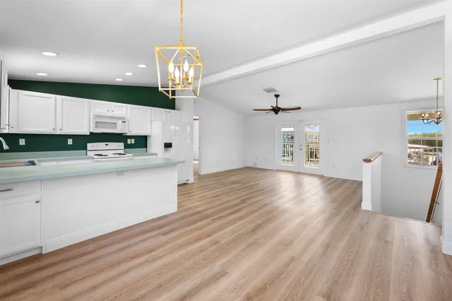 $1,325,000 | 99 Bruce Court, Marathon, FL 33050