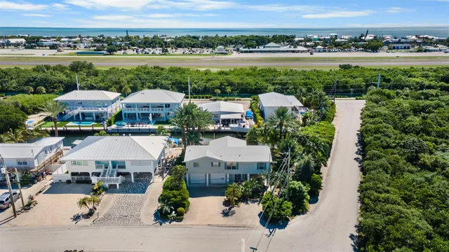 $1,325,000 | 99 Bruce Court, Marathon, FL 33050