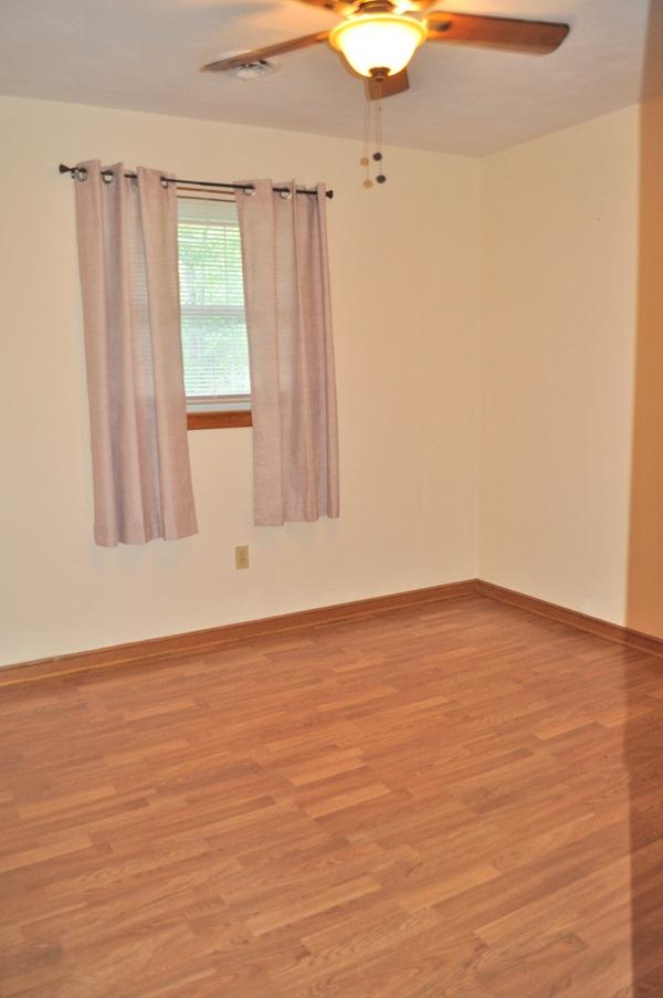 806 Lee Road Salem, VA 24153 - Photo 10 of 24 bedroom 2