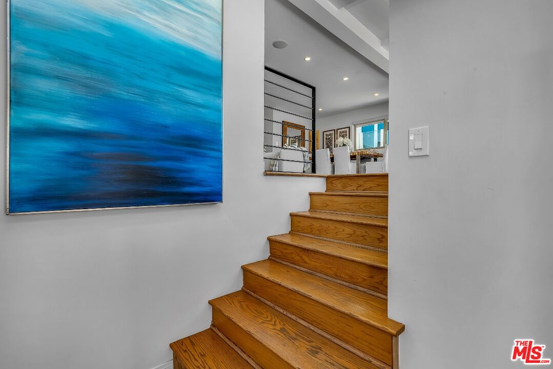 7328 Vista Del Mar Lane Playa del Rey, CA 90293 - Photo 5 of 56 a view of entryway with wooden floor
