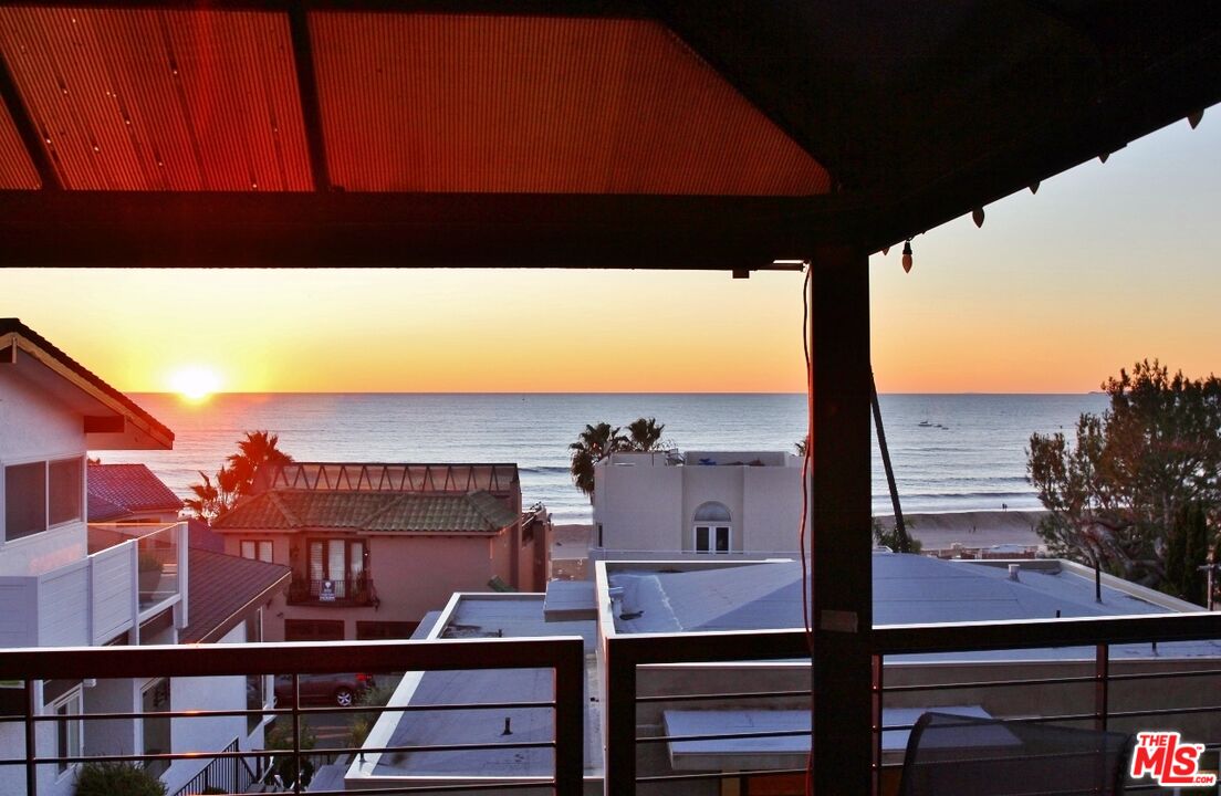 7328 Vista Del Mar Lane Playa del Rey, CA 90293 - Photo 52 of 56 a view of a balcony with wooden floor and city view