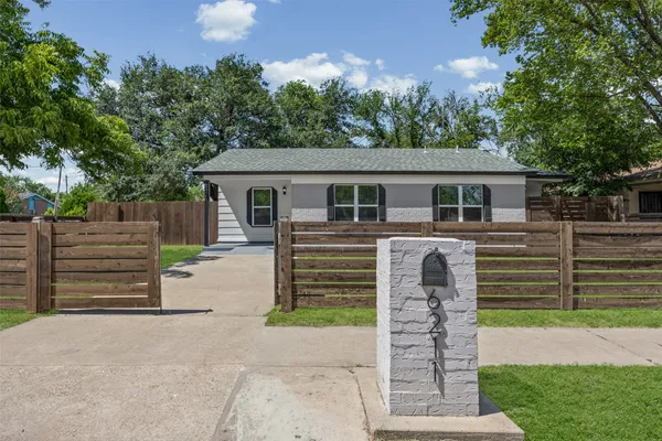 $399,000 | 6211 Palm Circle, Austin, TX 78741