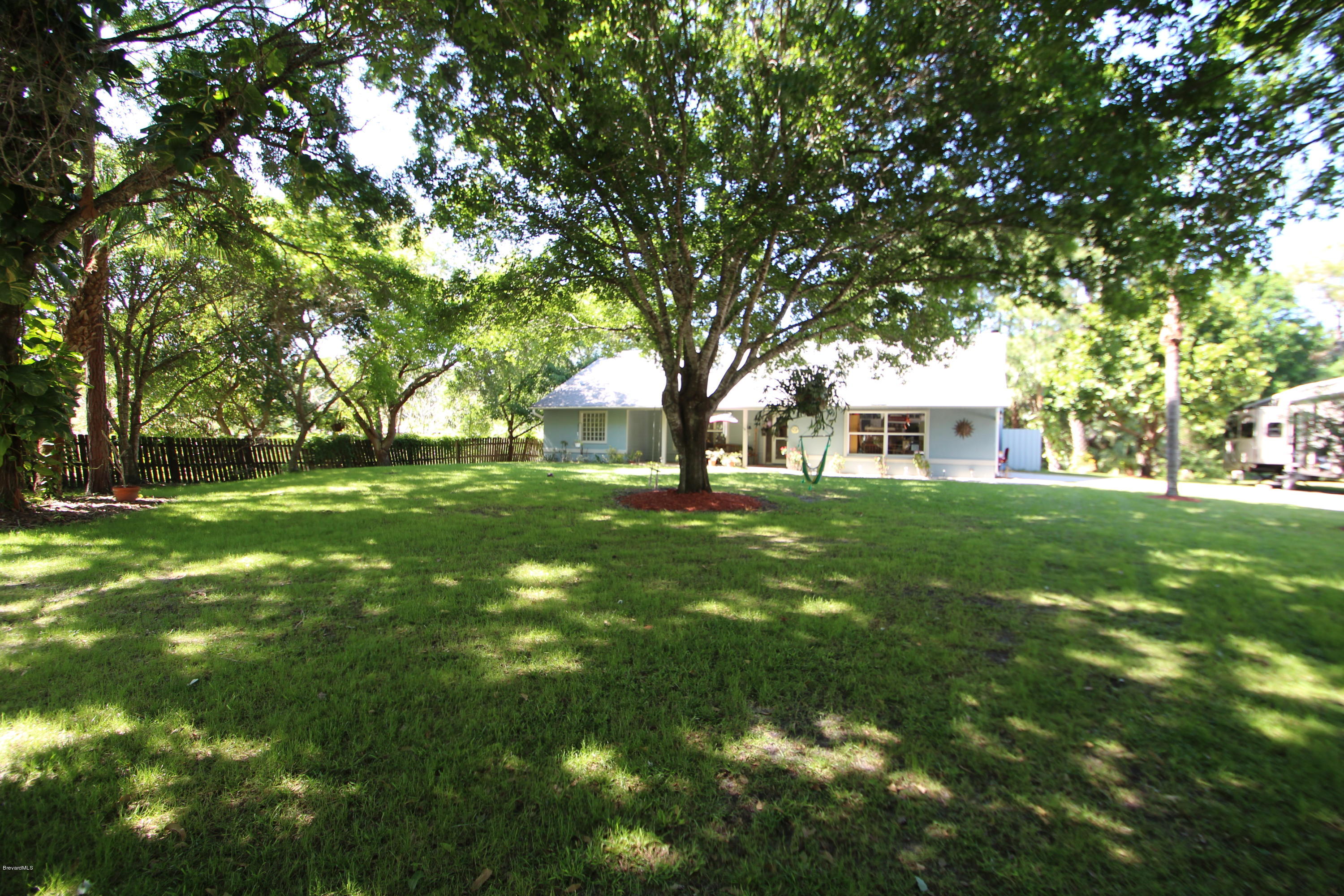 3080 Hield Road Melbourne, FL 32904 - Photo 12 of 21 IMG_2945