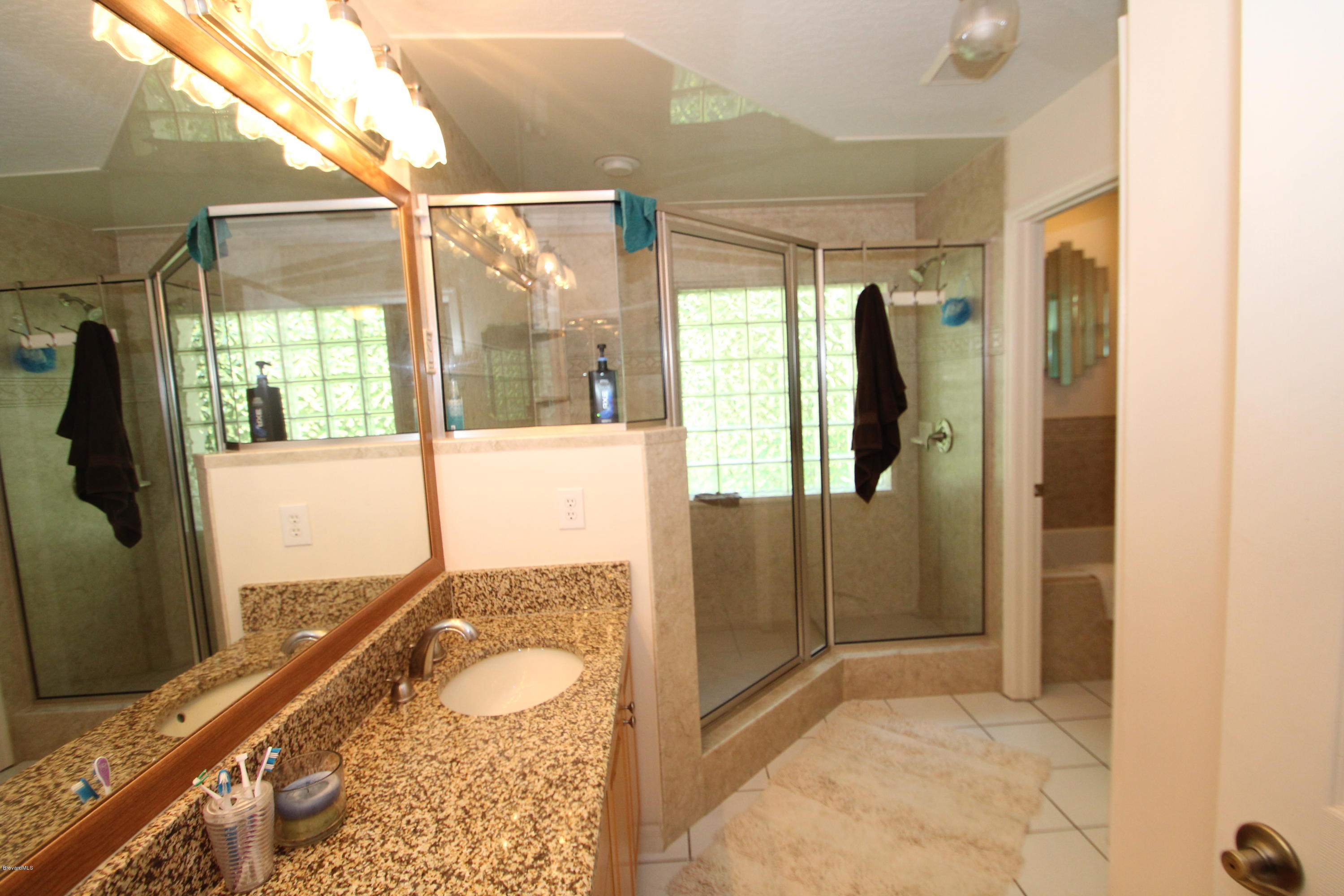 3080 Hield Road Melbourne, FL 32904 - Photo 5 of 21 IMG_2954