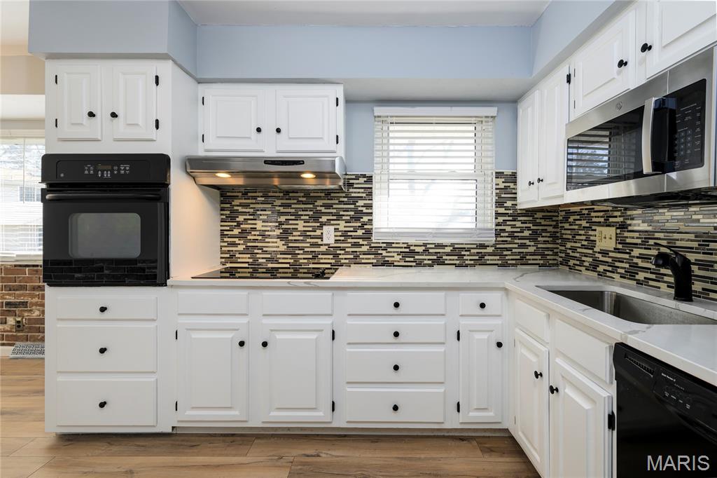 802 Delhurst Drive Manchester, MO 63021 - Photo 13 of 44