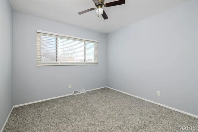 $359,900 | 802 Delhurst Drive, Manchester, MO 63021