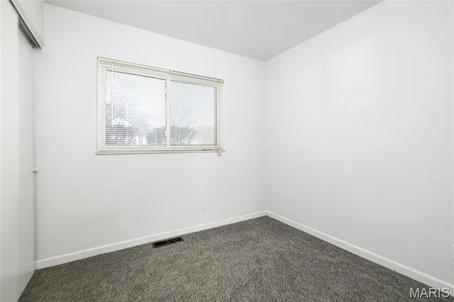 $359,900 | 802 Delhurst Drive, Manchester, MO 63021