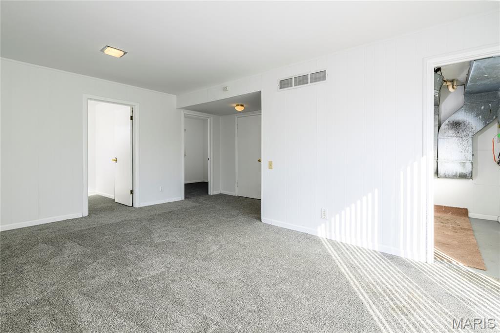 802 Delhurst Drive Manchester, MO 63021 - Photo 32 of 44