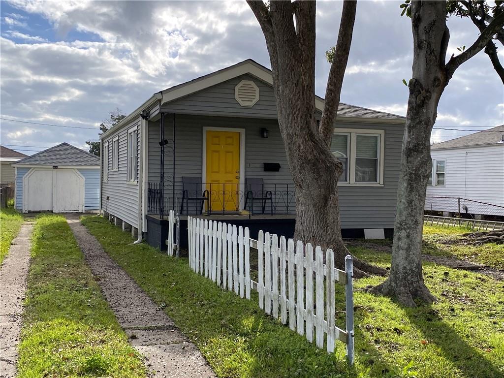 711 Chipley Street Westwego, LA 70094 - Photo 2 of 12