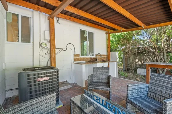 $2,450 | 4635 22nd Avenue North, St. Petersburg, FL 33713