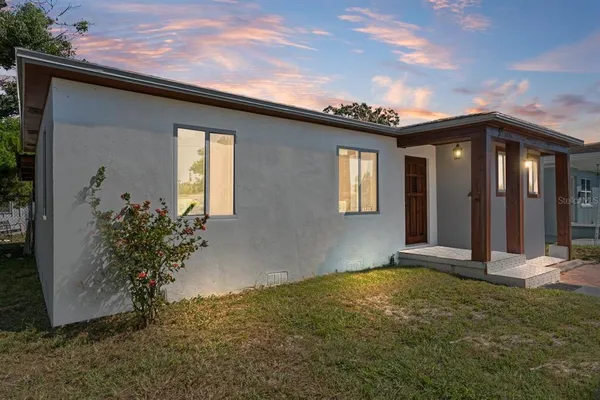 $2,450 | 4635 22nd Avenue North, St. Petersburg, FL 33713