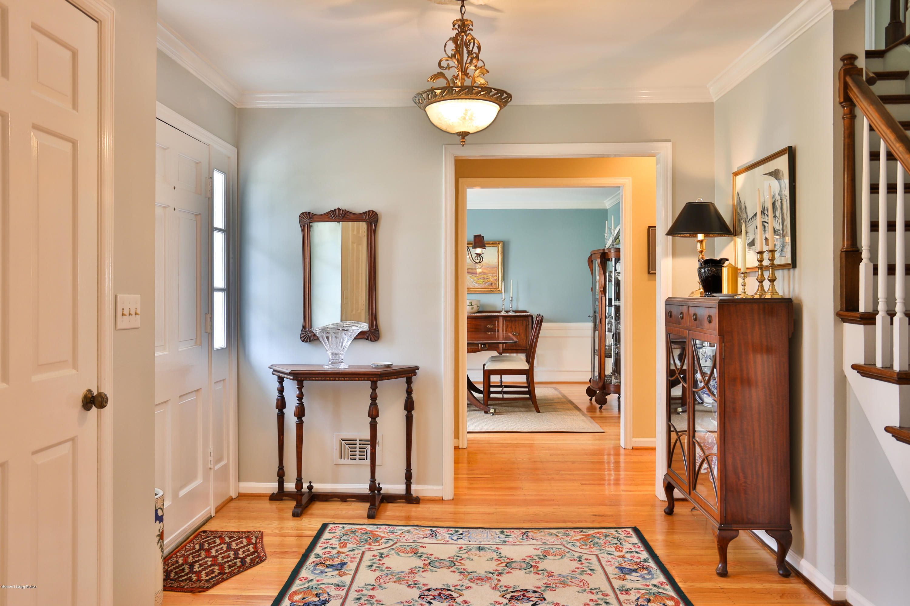 1811 Round Ridge Road Louisville, KY 40207 - Photo 7 of 58 1-10