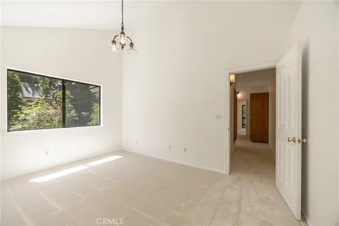 $675,000 | 26695 Thunderbird Drive, Lake Arrowhead, CA 92352