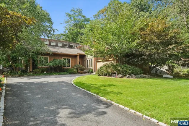 $1,450,000 | 43 Franklin Avenue, Livingston, NJ 07039