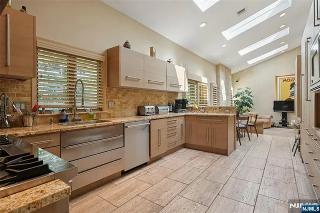 $1,450,000 | 43 Franklin Avenue, Livingston, NJ 07039