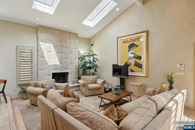 $1,450,000 | 43 Franklin Avenue, Livingston, NJ 07039