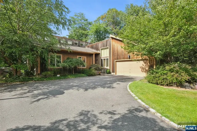 $1,450,000 | 43 Franklin Avenue, Livingston, NJ 07039