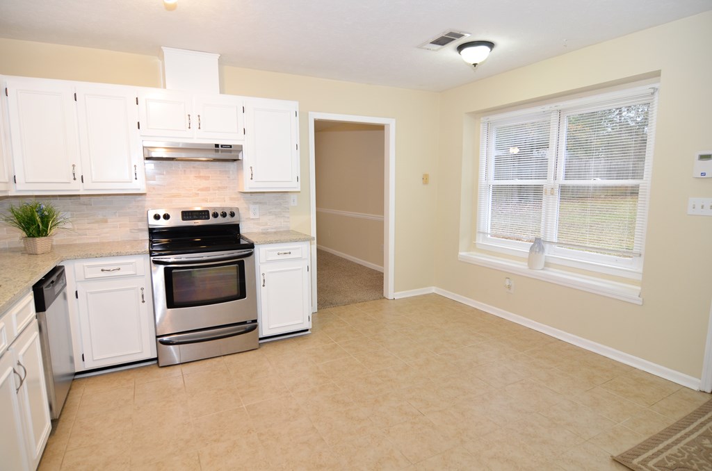 2984 Barbara Road Columbus, GA 31907 - Photo 10 of 25 Gallery Image 10