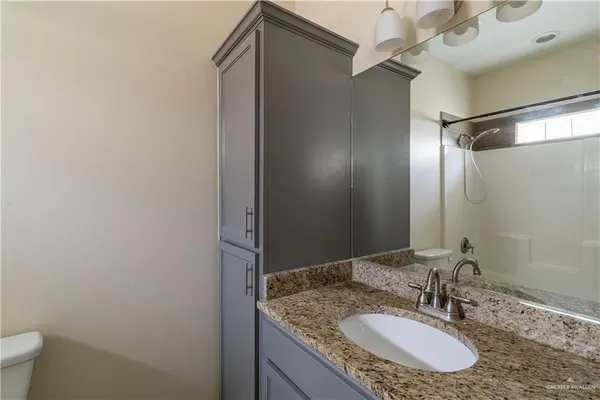 $950 | 412 Teague Avenue, Unit 2, Edinburg, TX 78539