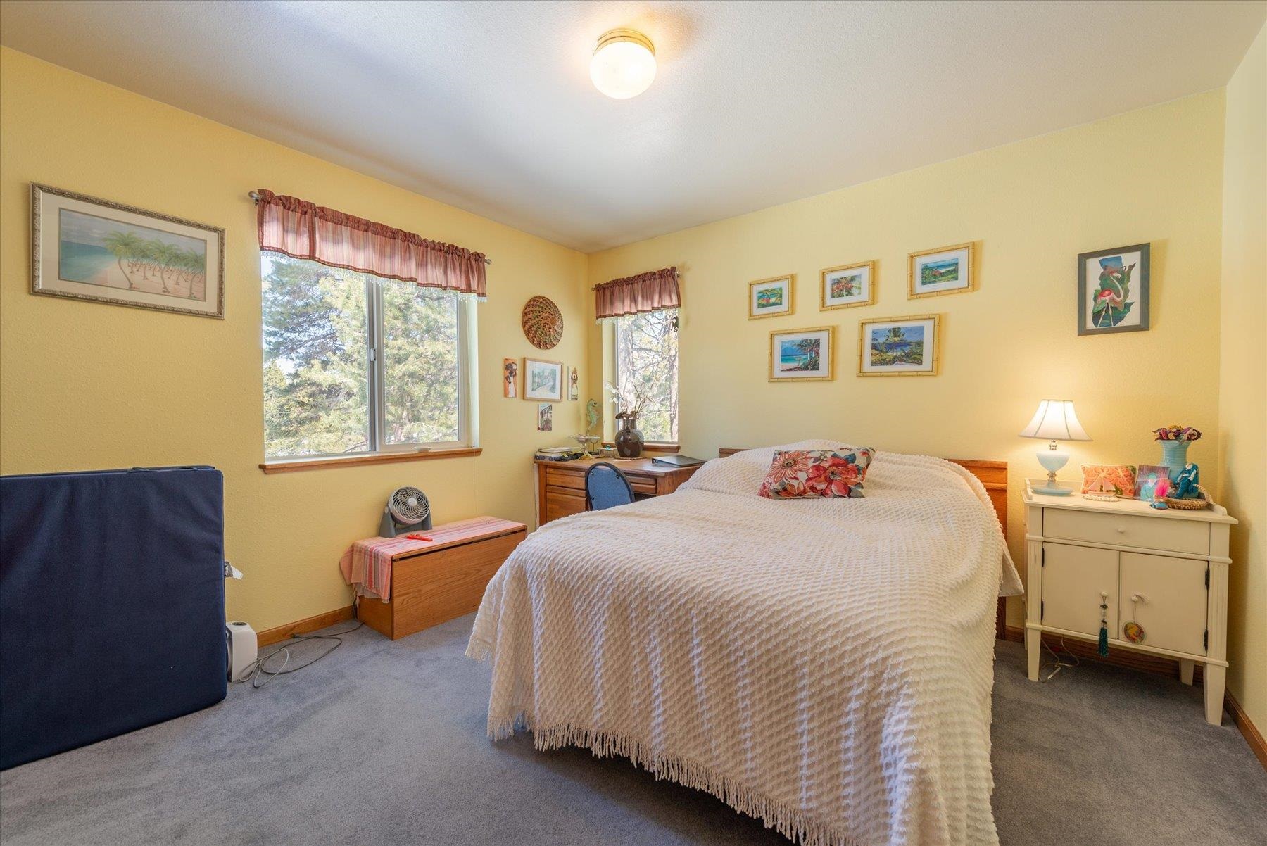 12604 Pine Forest Road Truckee, CA 96161 - Photo 17 of 21 Gallery Image 17