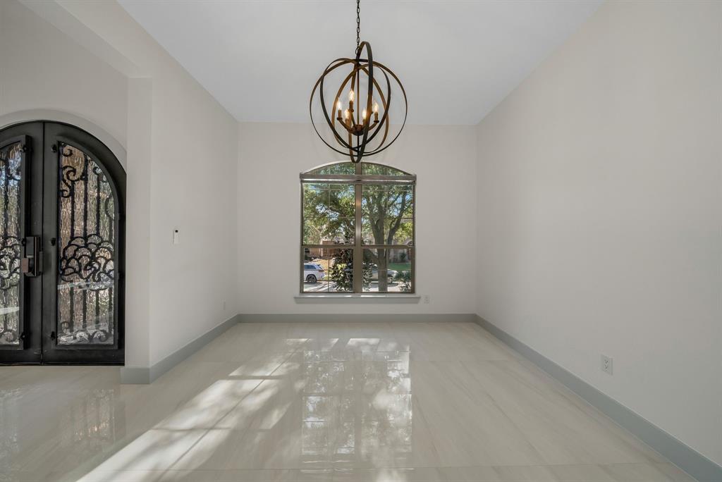 1256 Timber Lane Frisco, TX 75036 - Photo 5 of 40