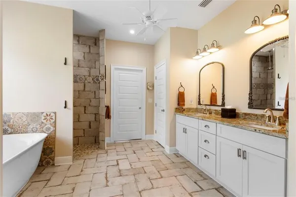 $1,199,000 | 700 Old Geneva Road, Geneva, FL 32732